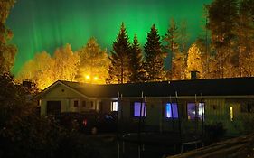 Cozy Arctic Circle Family House